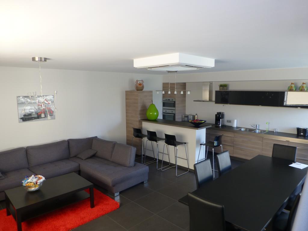 Holiday Home Poire Et Table Wingene Rom bilde